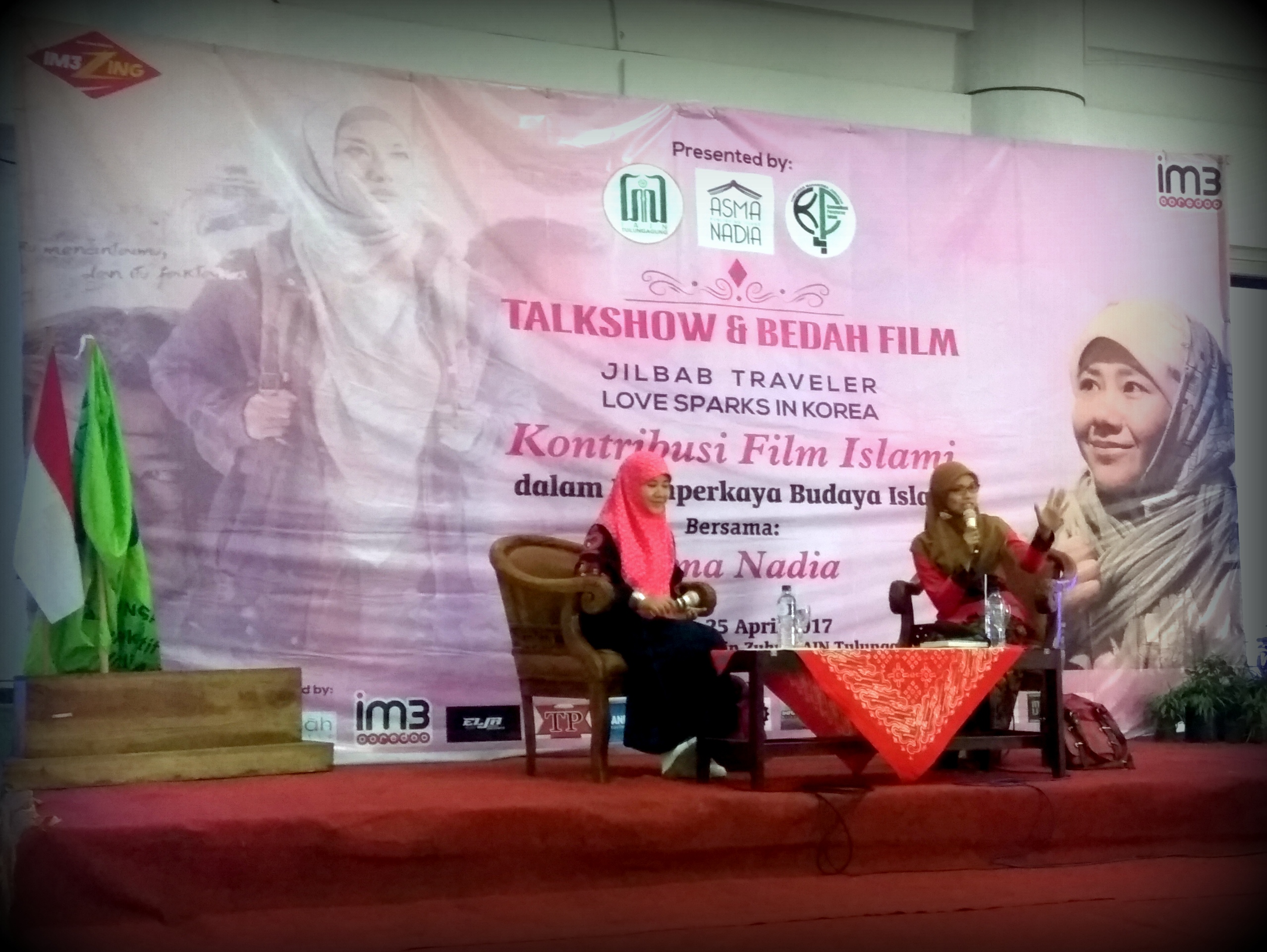 Diskusikan Film Religi, HMJ KPI Undang Asma Nadia